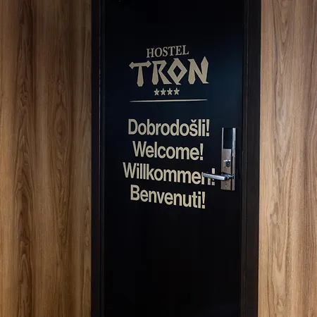 Tron * Travnik