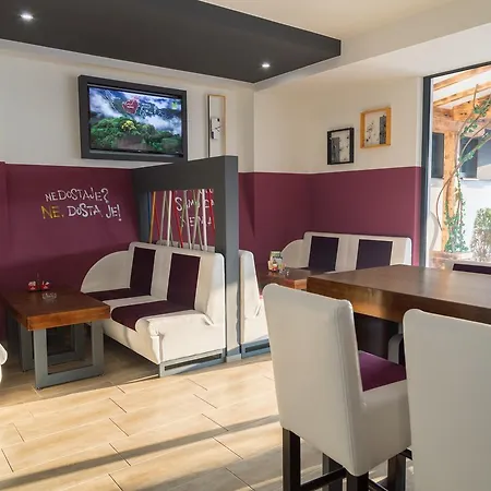 Tron Hostel Travnik